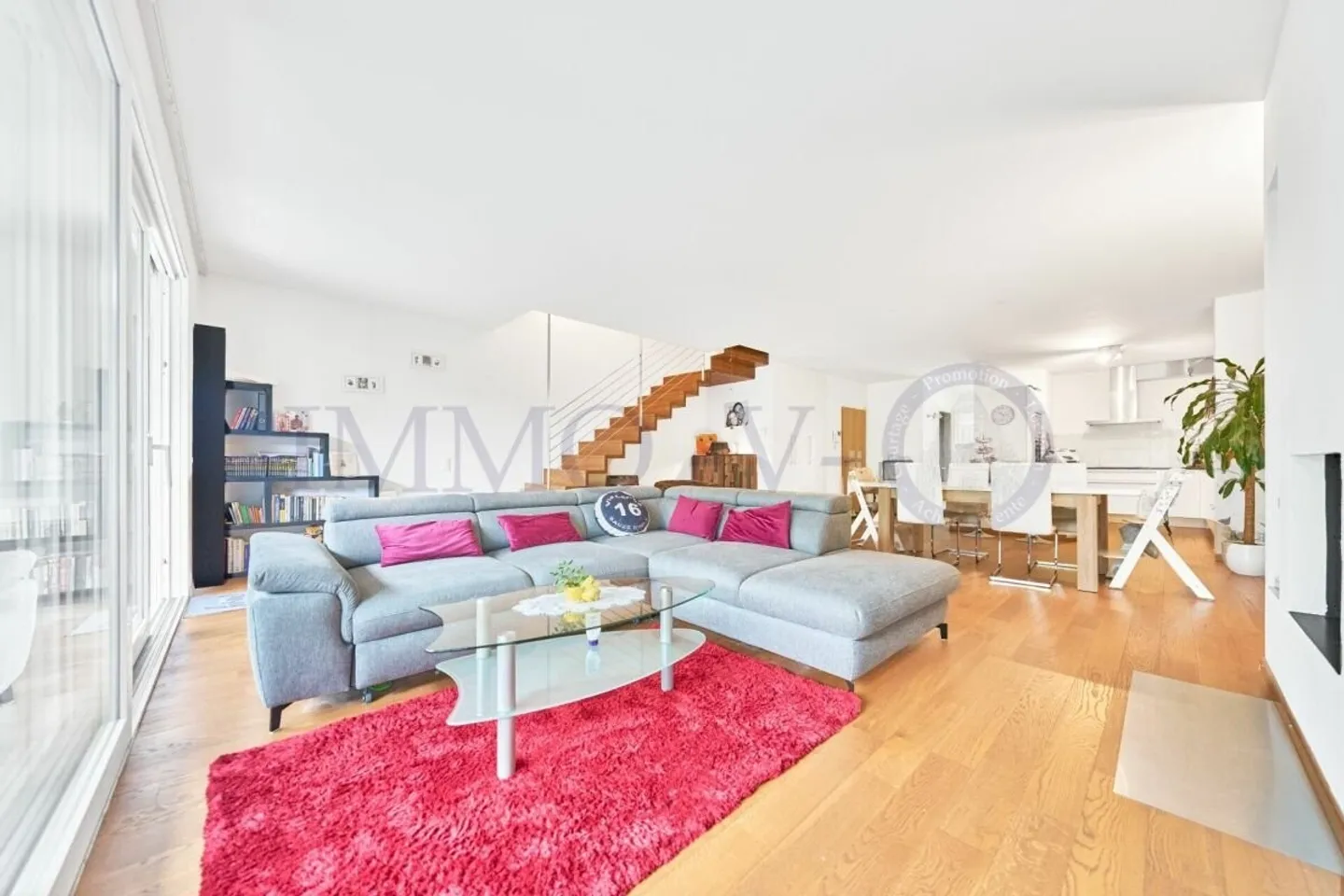 SPACIOUS HIGH-QUALITY DUPLEX WITH GARDENS AND BALCONY - Photo 1 of 13