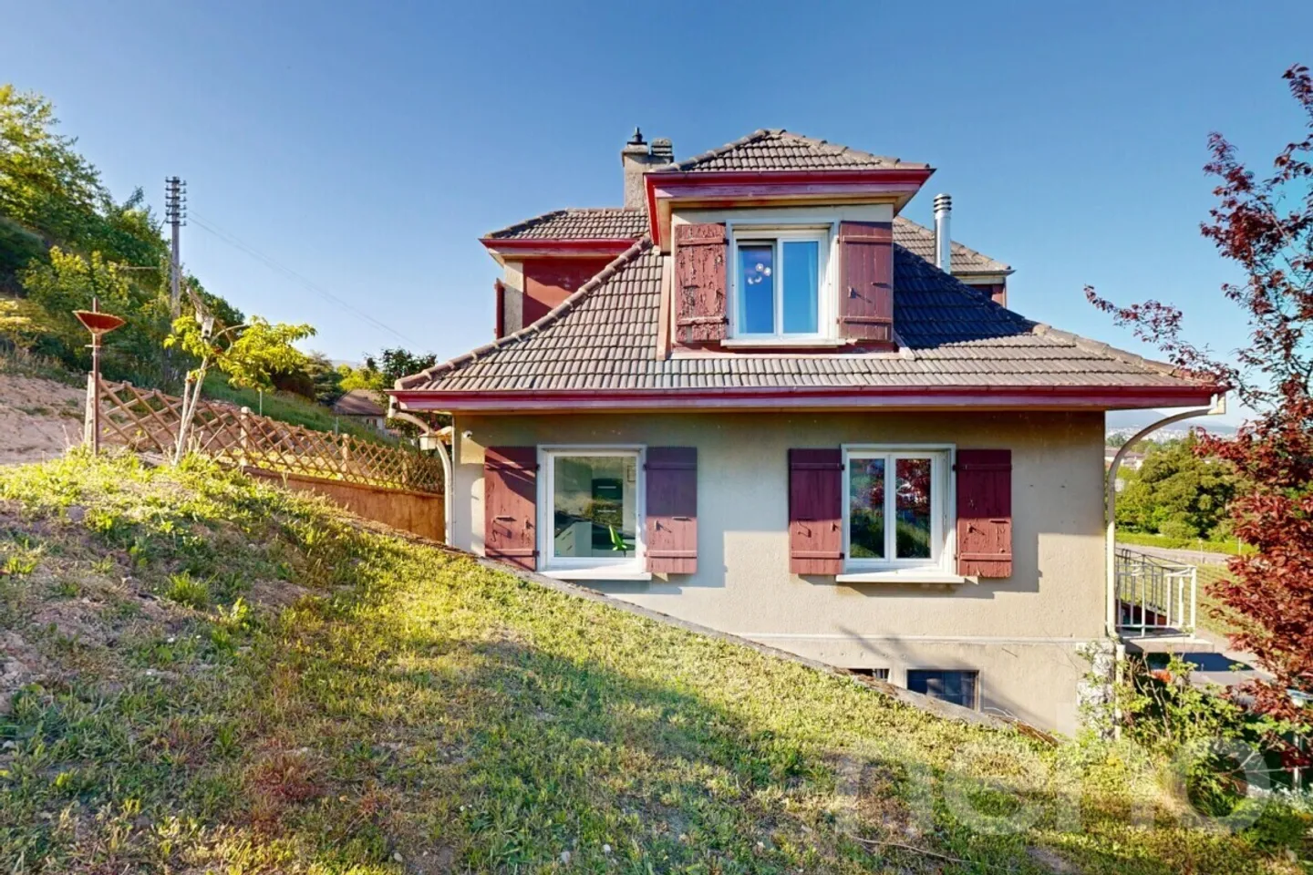Villa with 8 rooms in Cortaillod: extraordinary spaces and 4 bedrooms - Photo 12 of 13