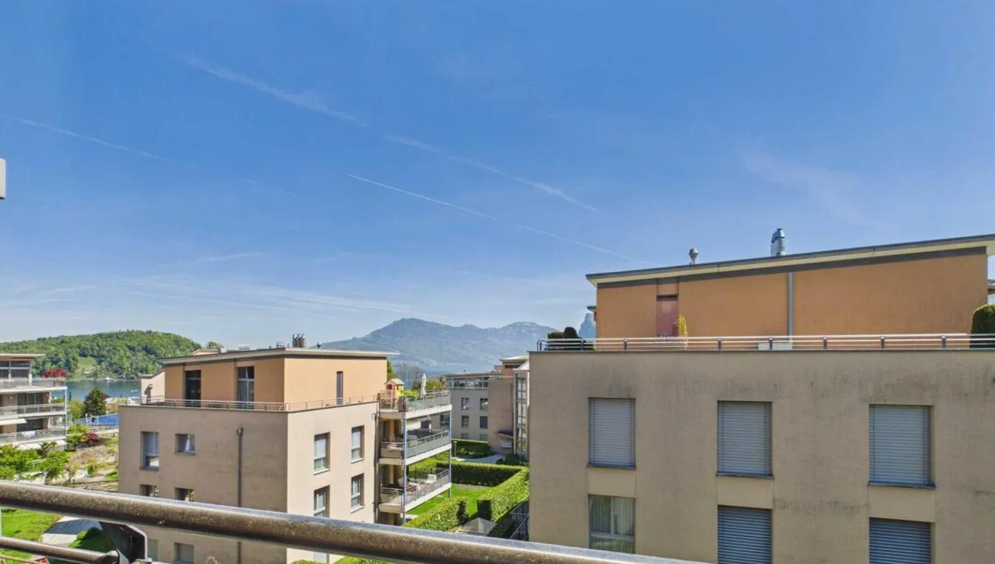 Geräumige Wohnung mit Balkon - Foto 3 von 11