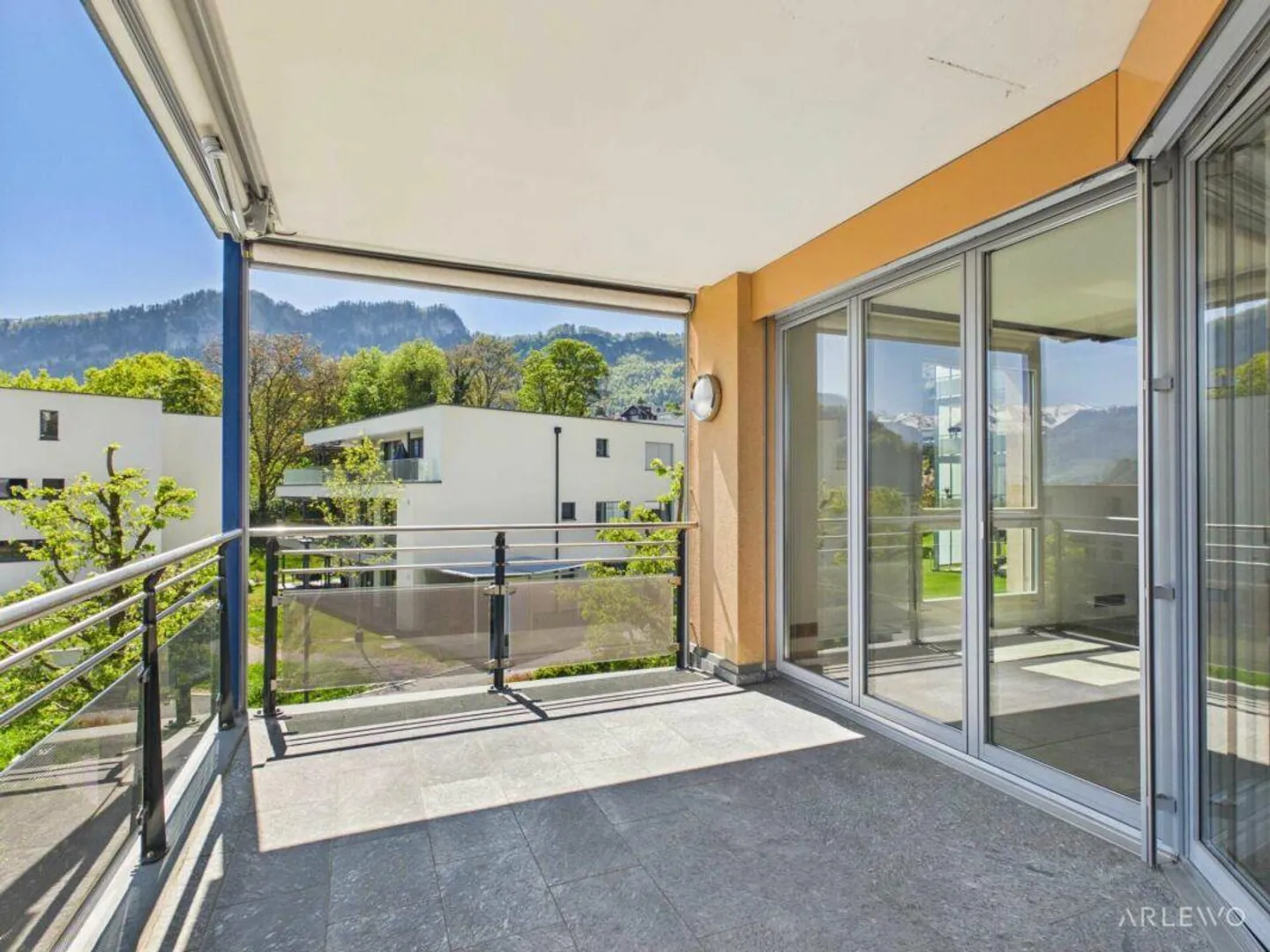 Geräumige Wohnung mit Balkon - Foto 4 von 11