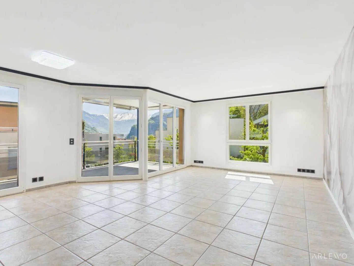 Geräumige Wohnung mit Balkon - Foto 6 von 11