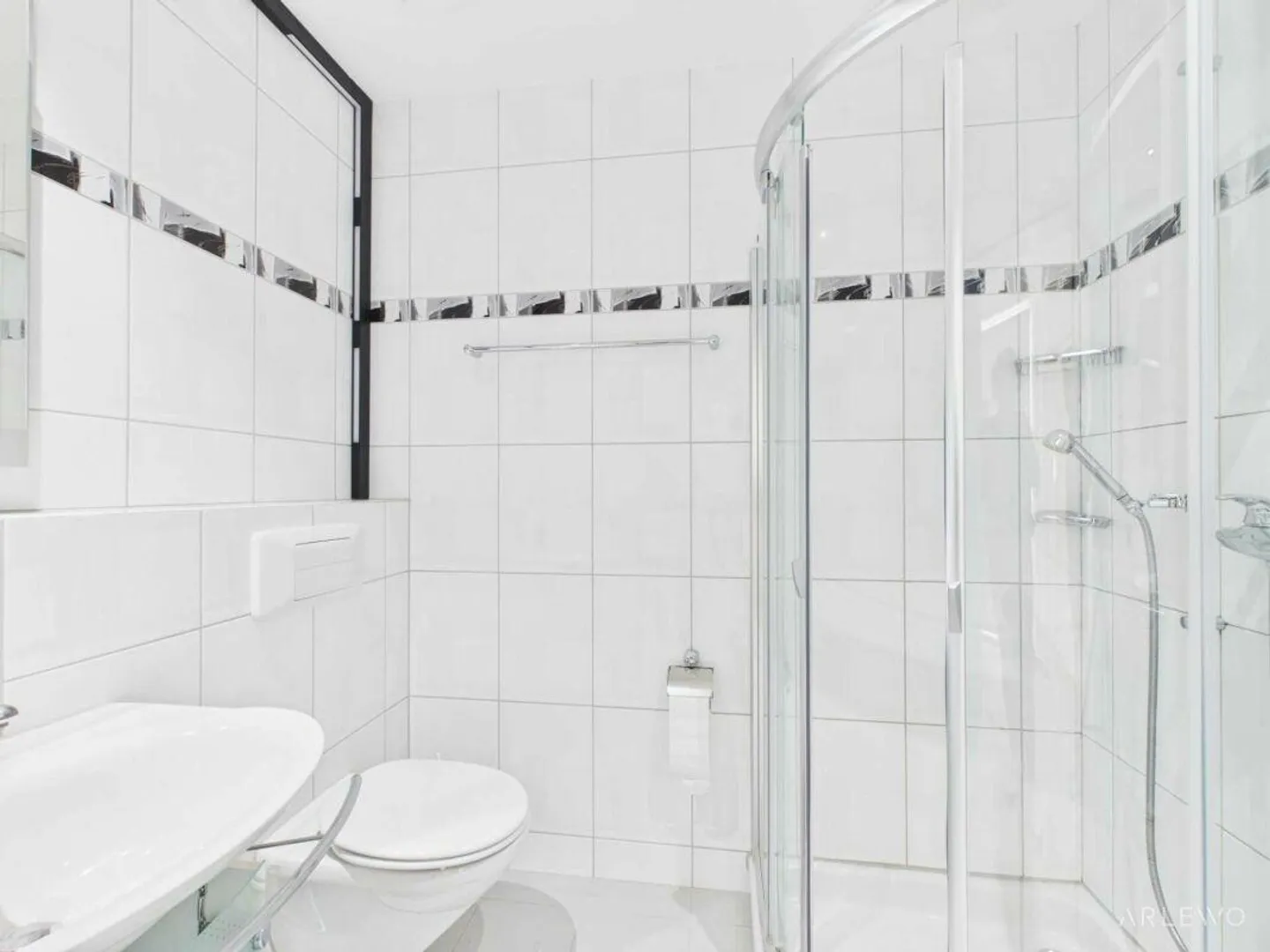 Geräumige Wohnung mit Balkon - Foto 10 von 11