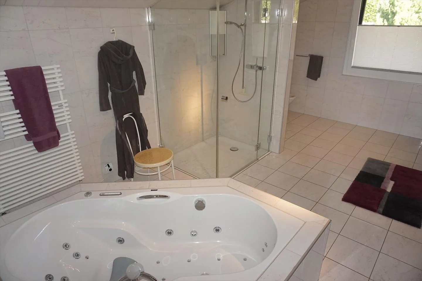Villa lussuosa con piscina e vista mozzafiato - Foto 8 di 13
