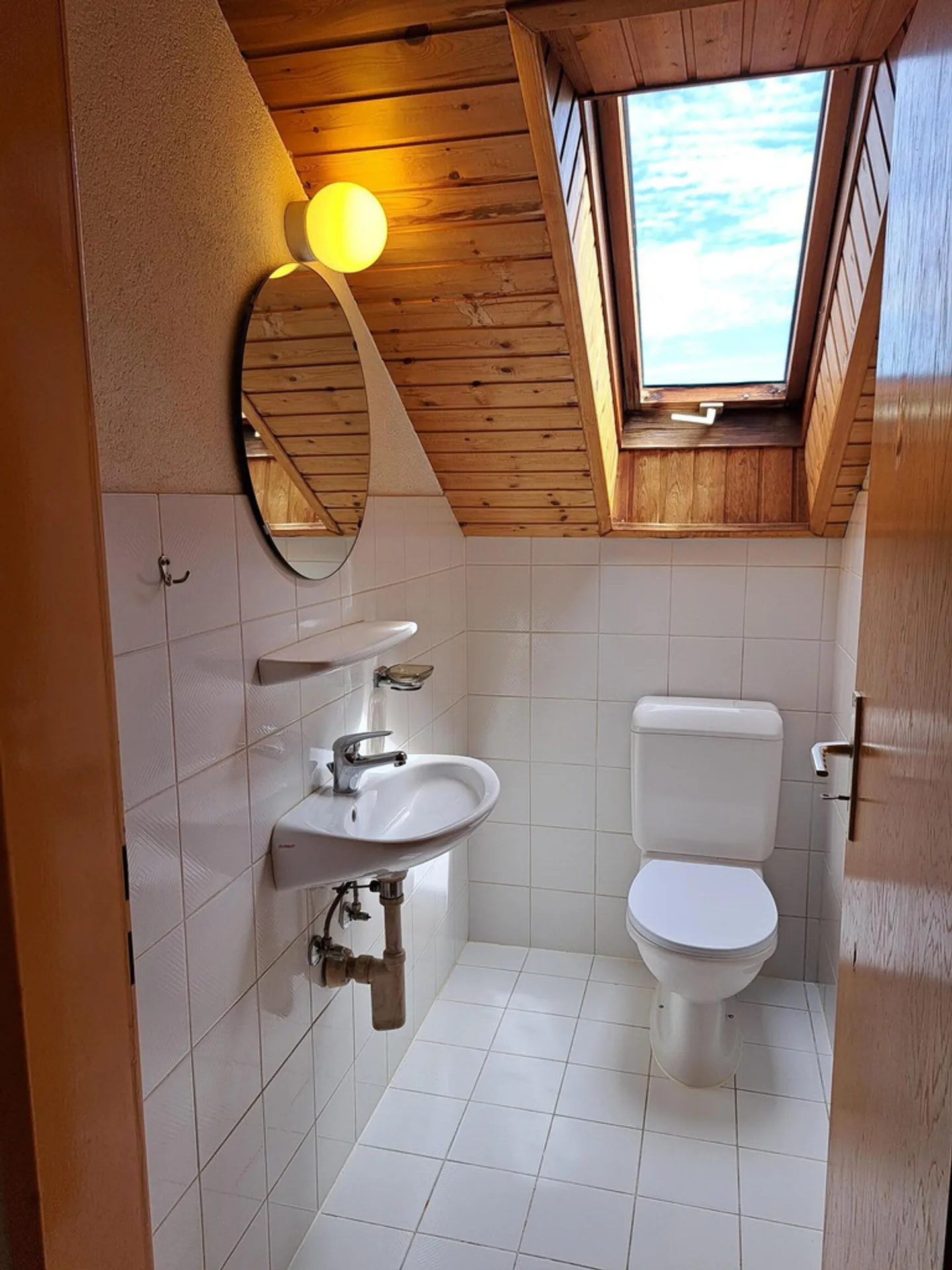 Appartement 3.5 pièces avec balcon dans un emplacement privilégié - Photo 4 sur 10