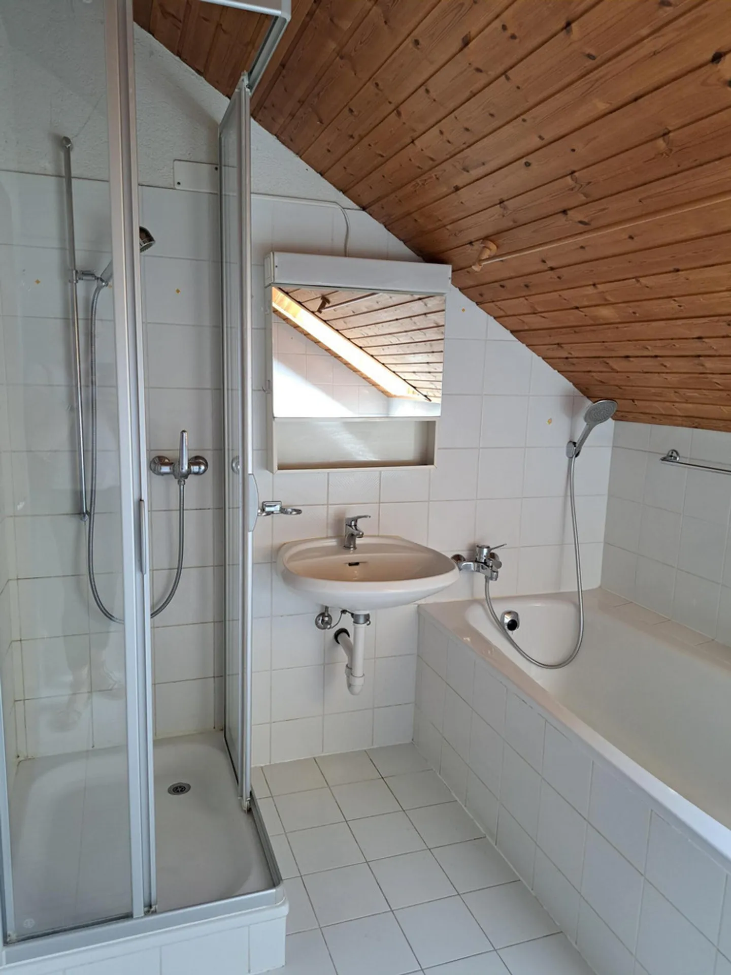 Appartement 3.5 pièces avec balcon dans un emplacement privilégié - Photo 5 sur 10