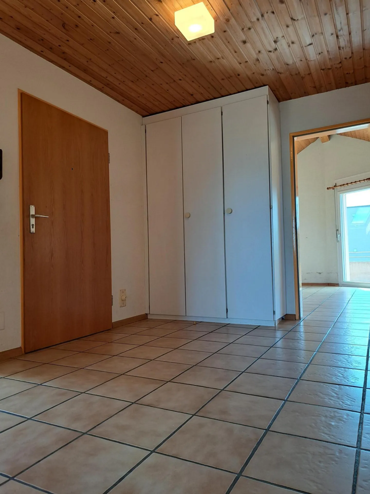 Appartement 3.5 pièces avec balcon dans un emplacement privilégié - Photo 9 sur 10