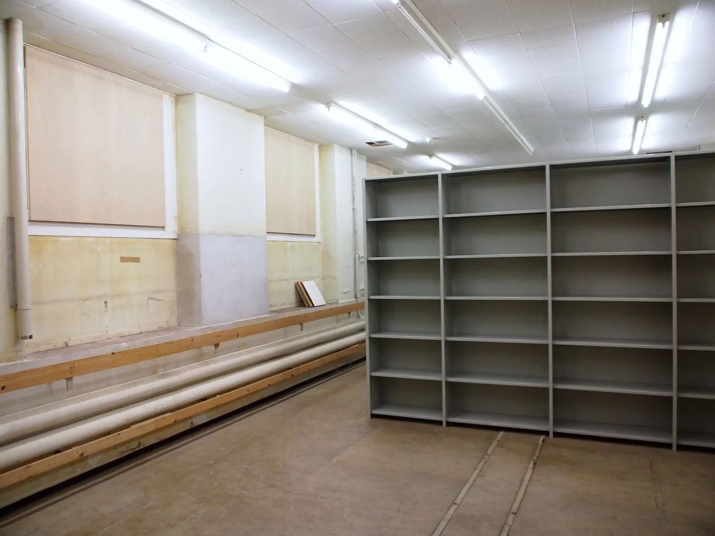 LAGER - LAGER - LAGER von 10 m2 bis 100 m2 ab CHF 24 pro Monat OHNE DEPOT! - Foto 1 von 10