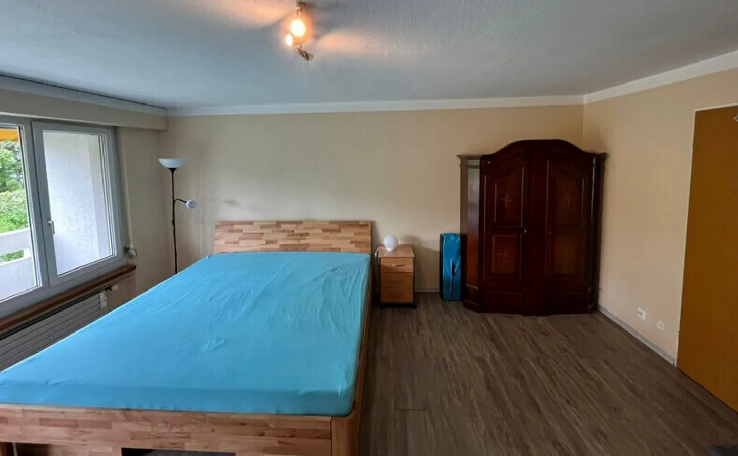 Furnished Apartment with Balcony - Photo 3 of 9