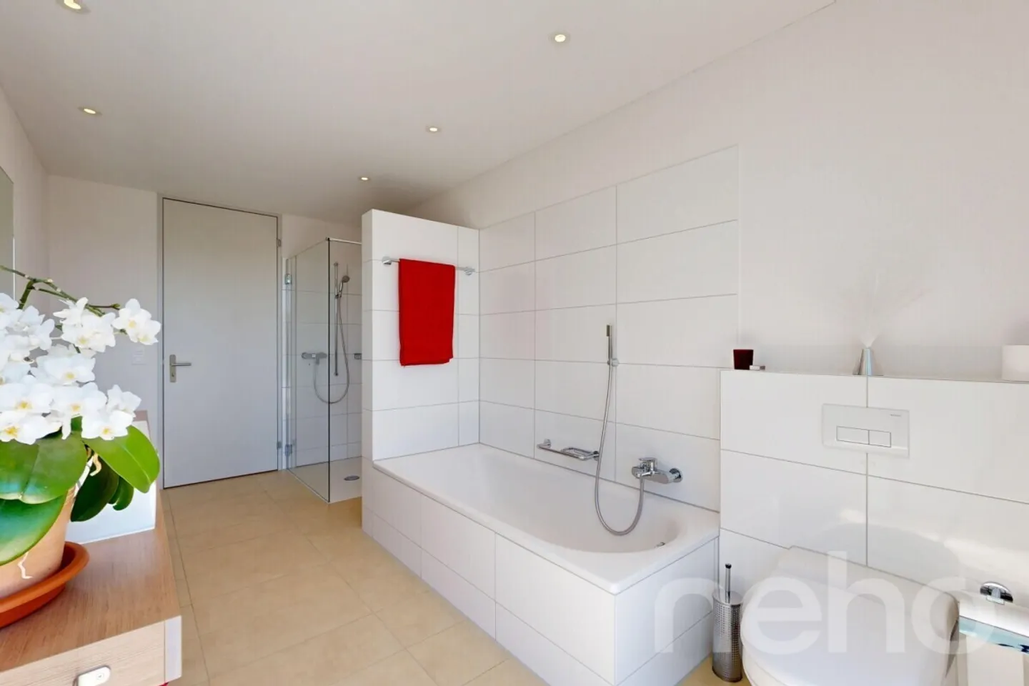 Maison individuelle moderne avec vue sur le lac, terrasse et beaucoup de confort - Photo 8 sur 13