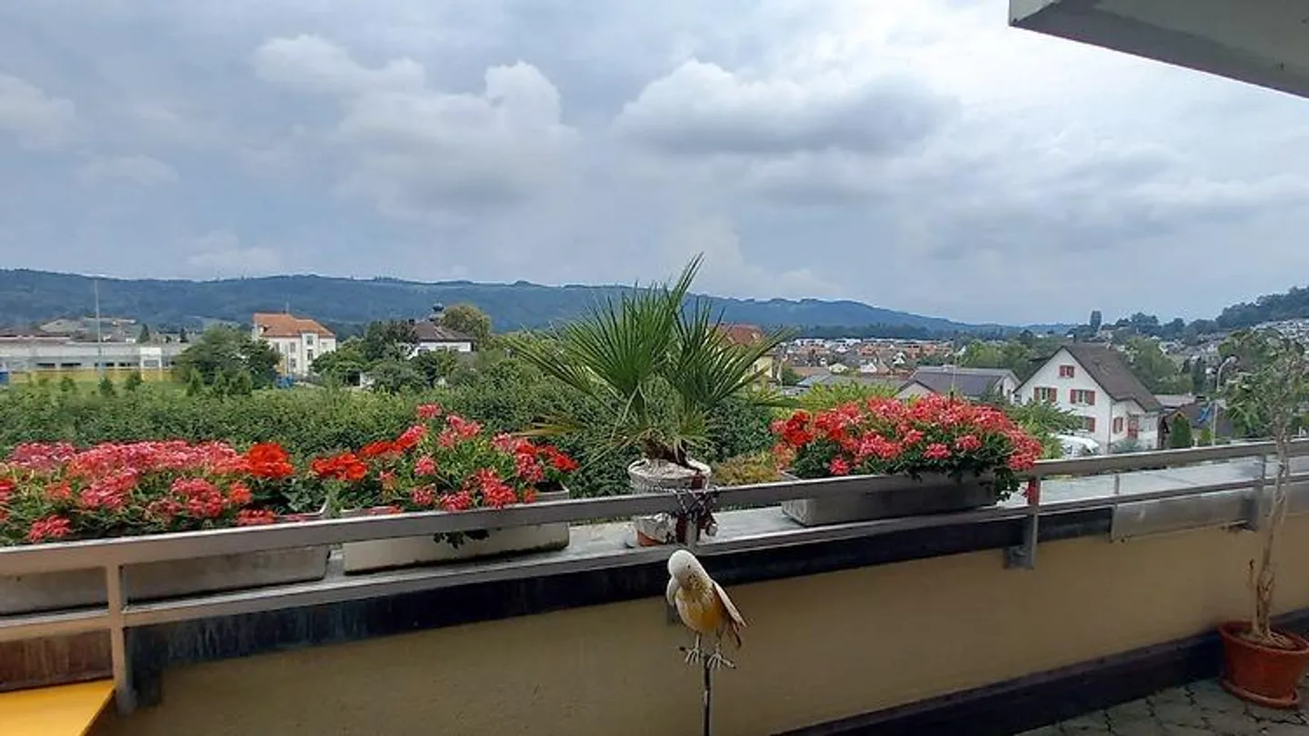 Bright Attic Apartment with Terrace - Photo 1 of 10
