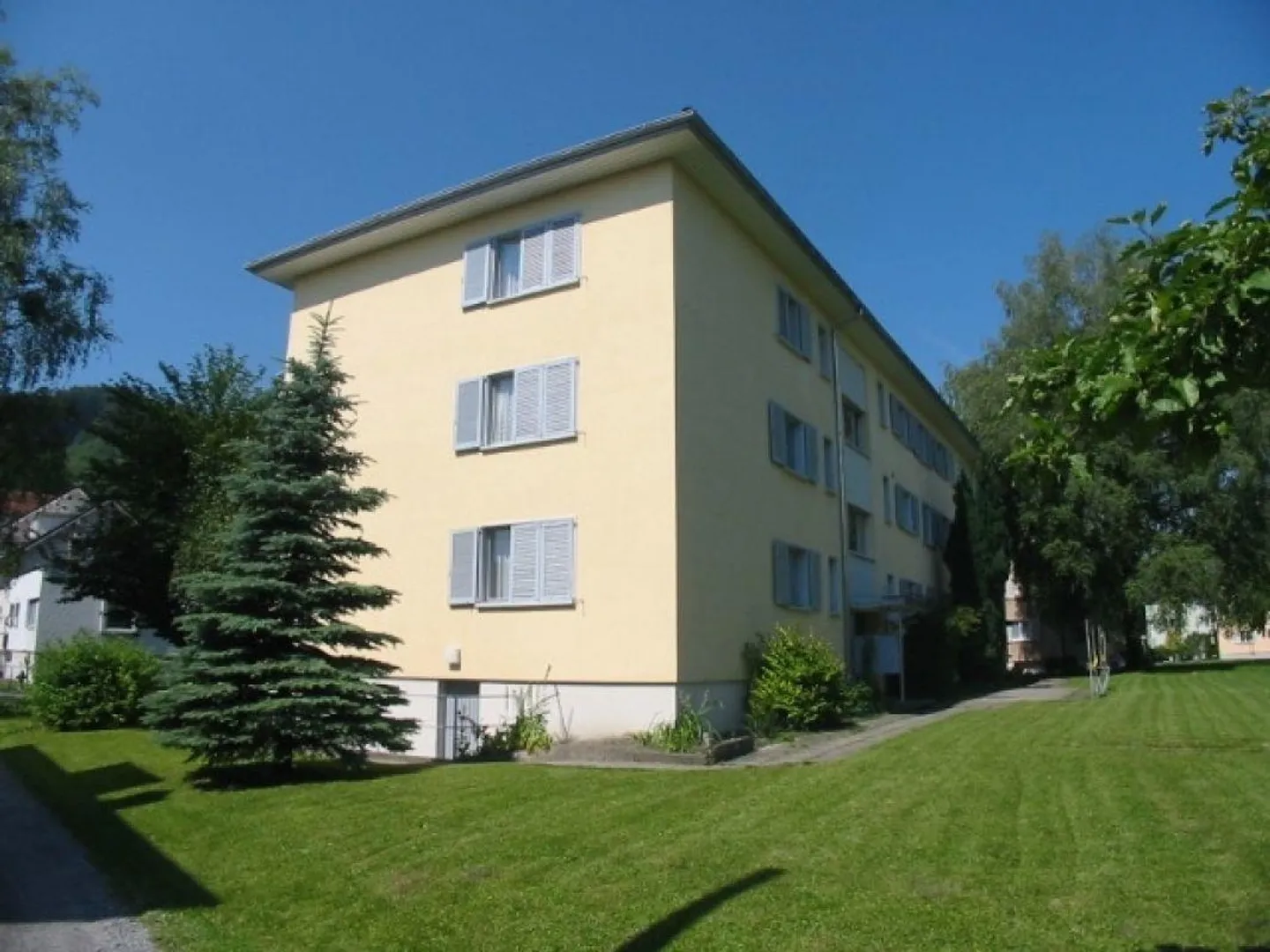 Ampio appartamento mansardato di 2,5 locali - Foto 1 di 11