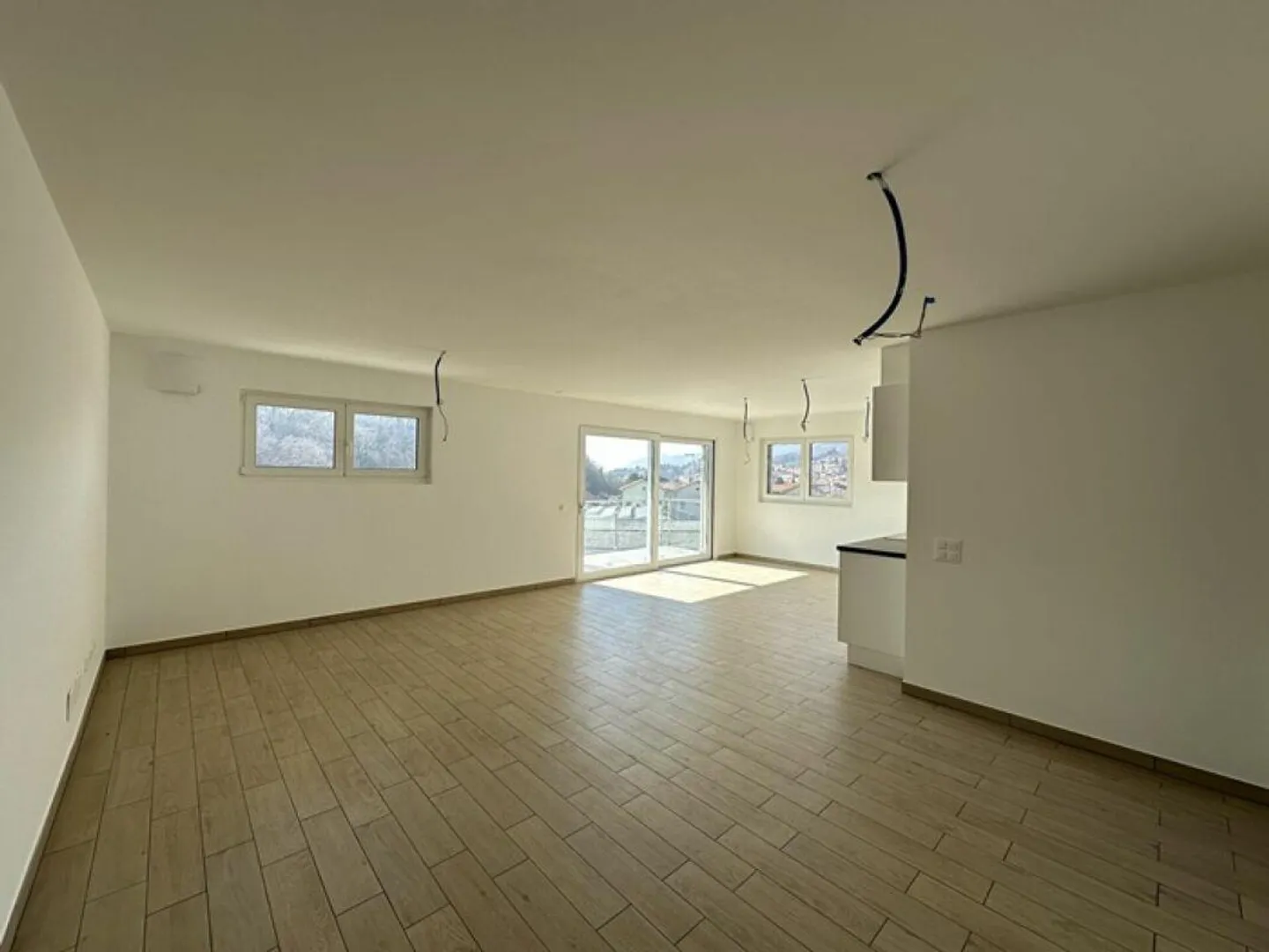 Modern and bright 3.5-room apartment on the top floor - Photo 9 of 12