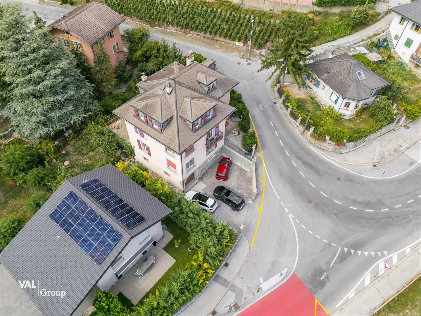 Deux appartements à vendre : 3,5 et 4,5 pièces - Photo 2 sur 13