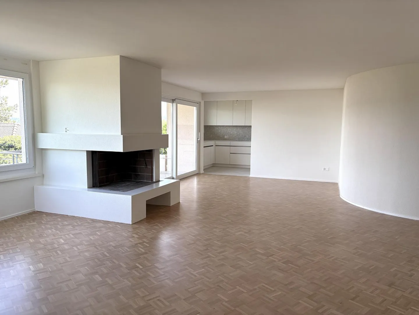 Appartamento elegante di 4,5 stanze con vista mozzafiato sul lago - Foto 4 di 12