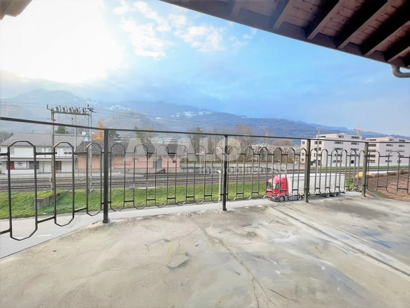 Spazio ufficio/pratica luminoso direttamente alla stazione di Sevelen - Foto 5 di 8