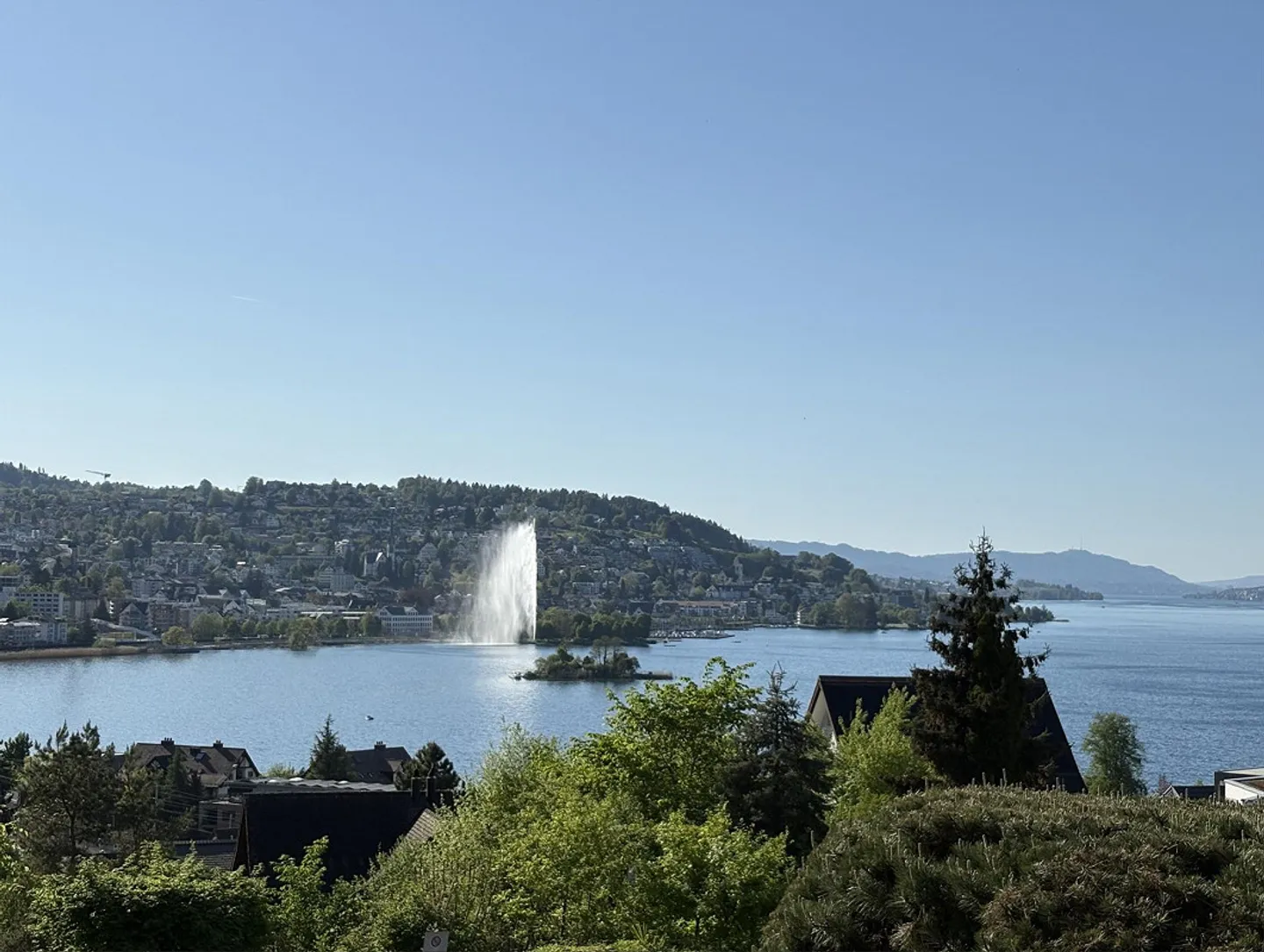 Appartamento elegante di 4,5 stanze con vista mozzafiato sul lago - Foto 12 di 12