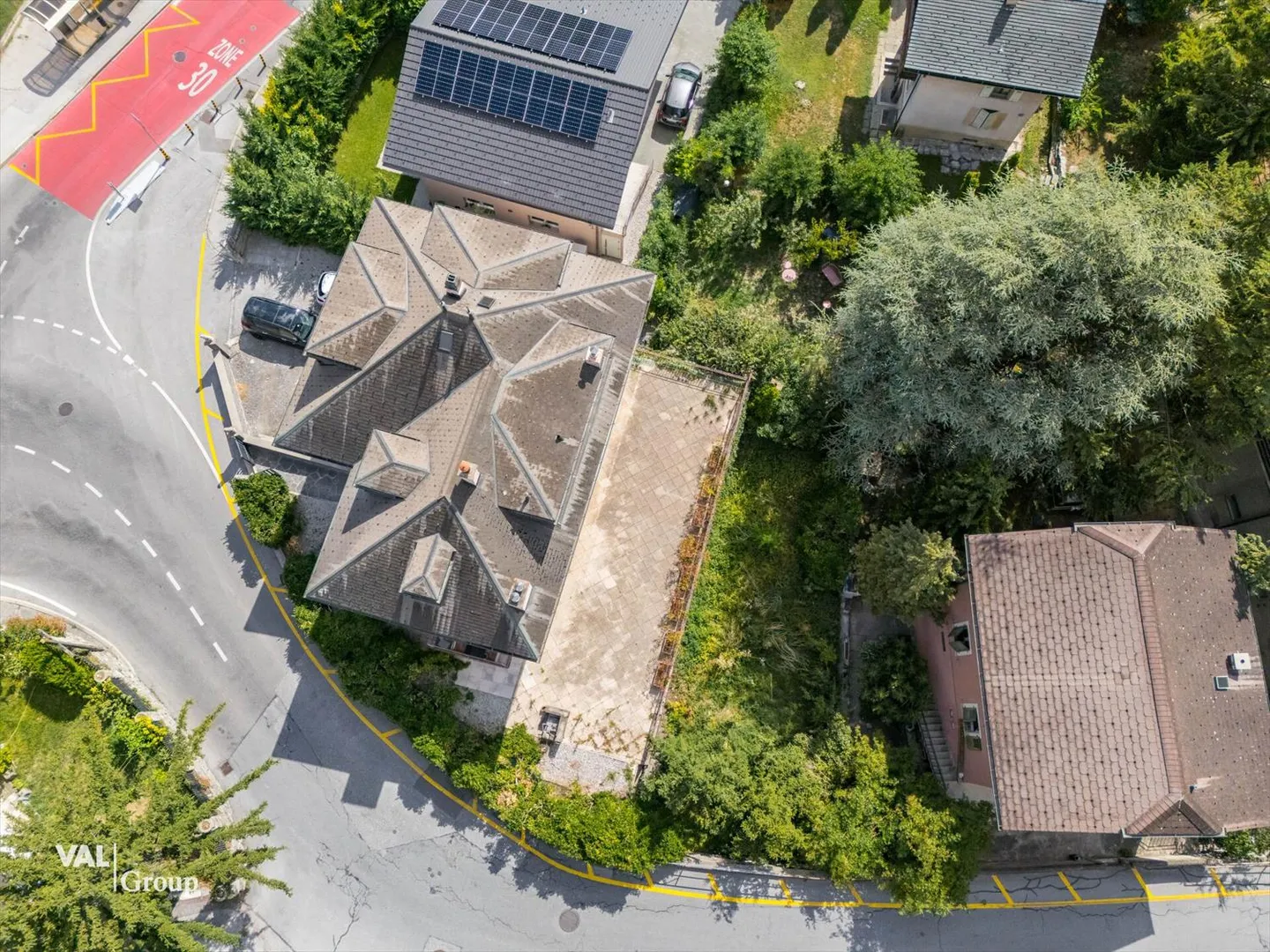 Deux appartements à vendre : 3,5 et 4,5 pièces - Photo 3 sur 13