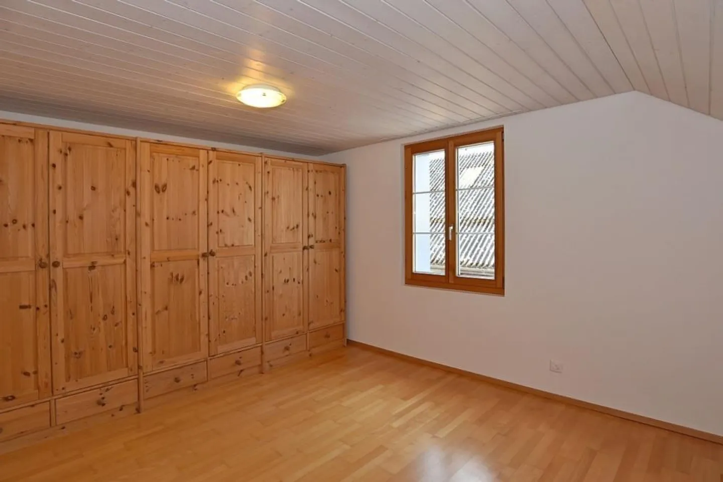 Preiswerte, helle Mietwohnung mit allem Komfort, den man sich wünscht - Foto 8 von 14