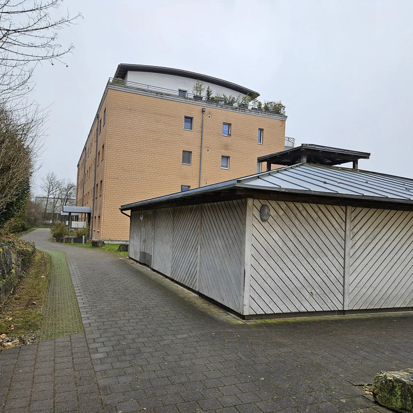 Renovierte 4-Zimmer Wohnung - Foto 2 von 16