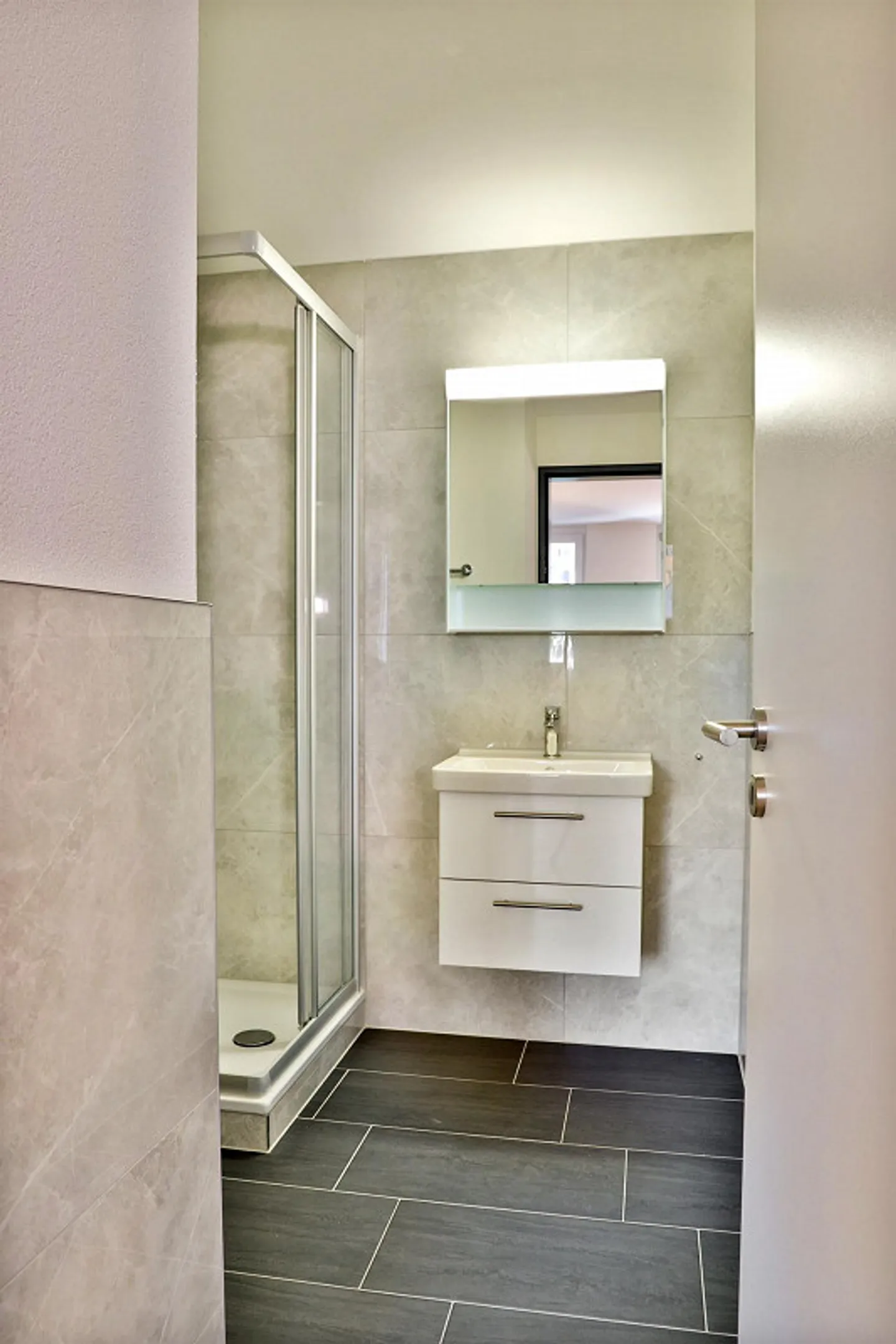 Ideale per single - compatto, centrale e tranquillo! - Foto 4 di 4