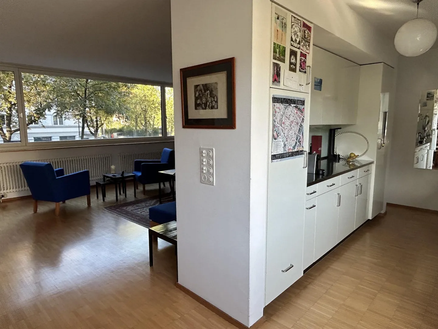 Cercle 4 | CHF 1 850 | Appartement Design | Salle de Bain Privée | 3 Arrêts de Bus de HB - Photo 6 sur 10