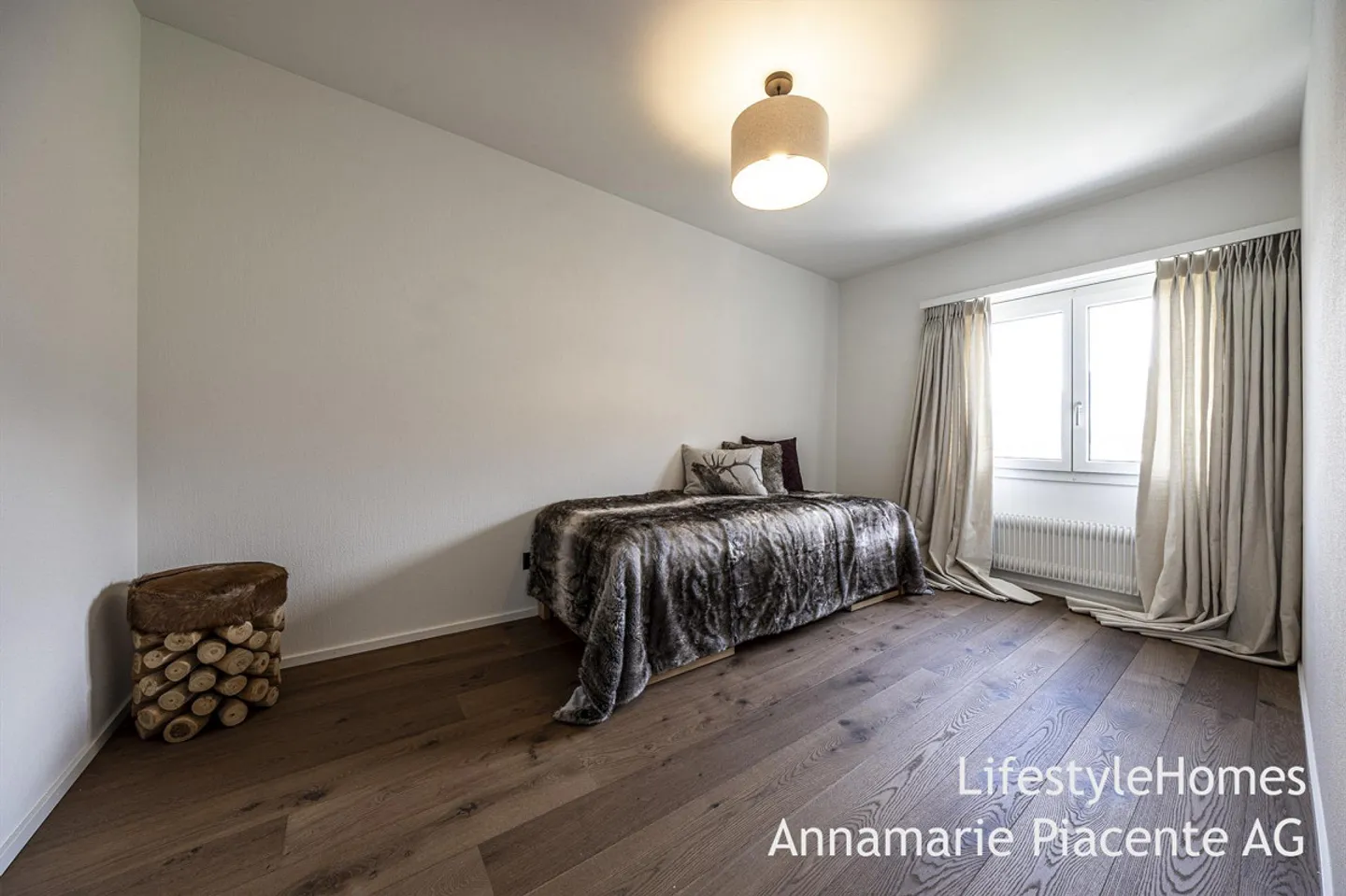 PENTHOUSE APARTMENT - Photo 29 of 46