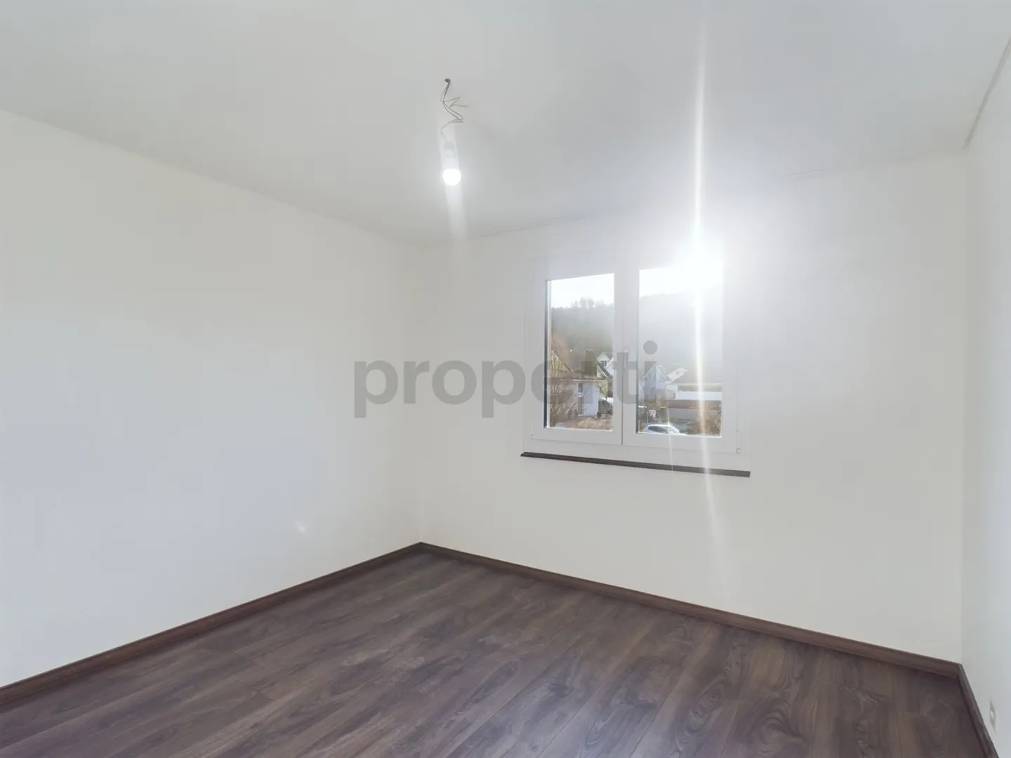 Casa a schiera completamente ristrutturata di 5,5 stanze a Bichelsee - Foto 5 di 11