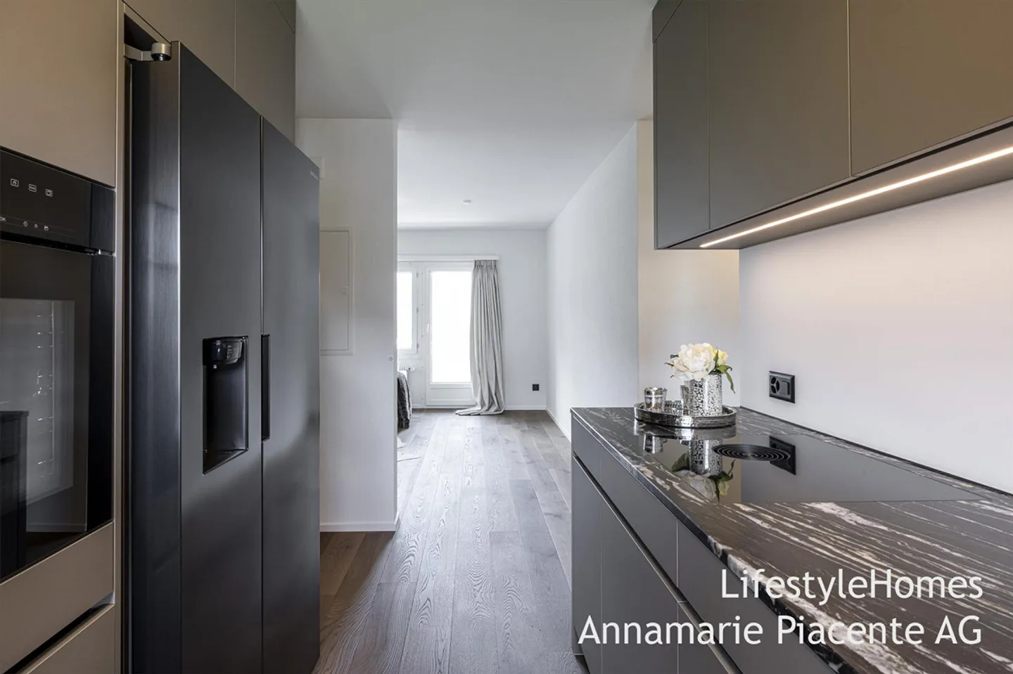 PENTHOUSE APARTMENT - Photo 40 of 46
