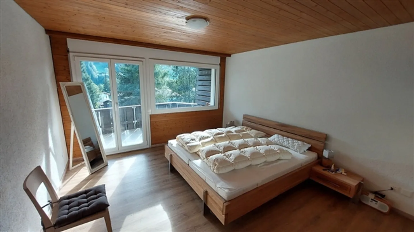 2.5 Room Apartment with Separate 1-Room Studio in Prime Location - Photo 6 of 13