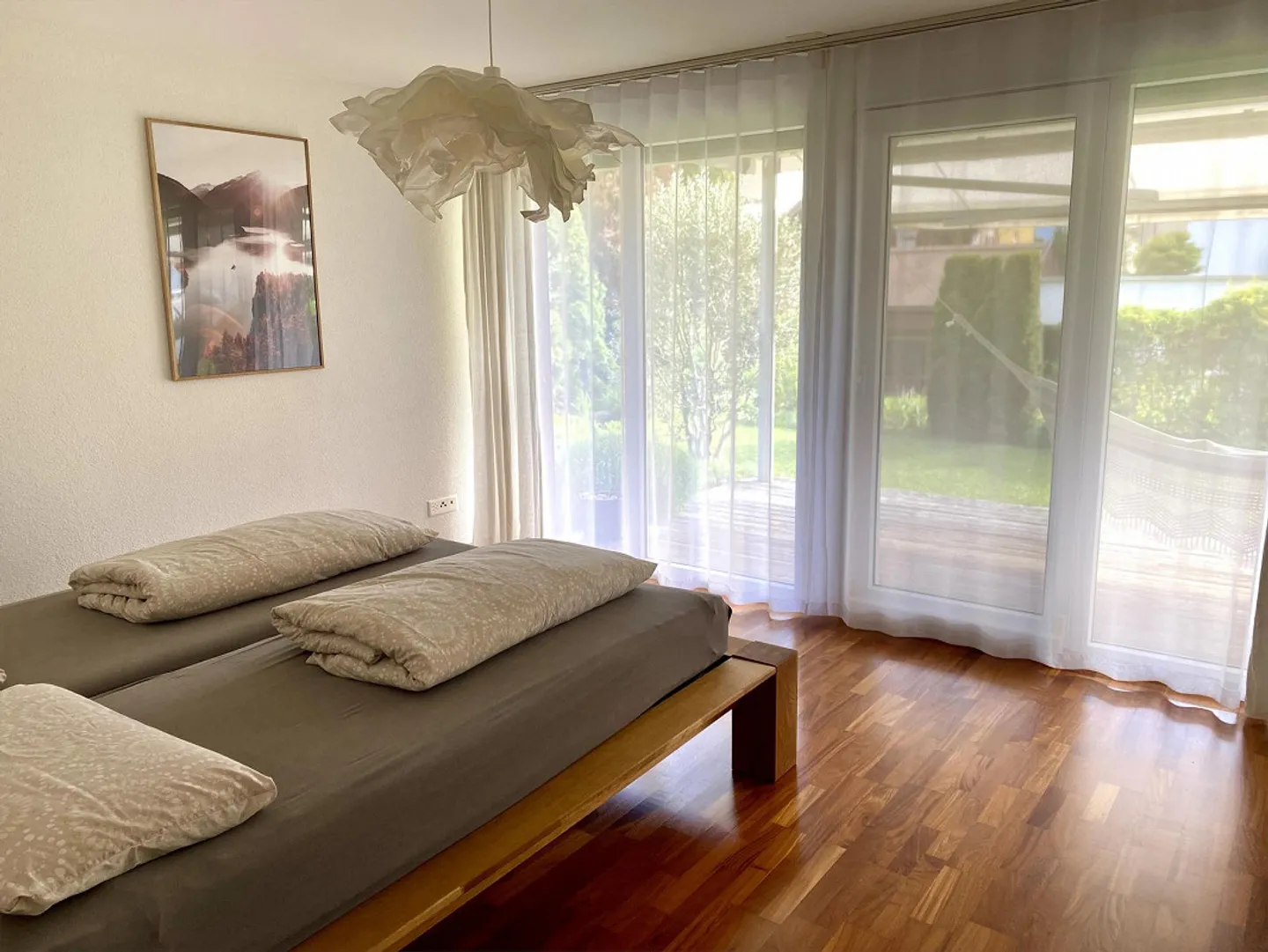 Appartamento di 4,5 stanze al piano terra con giardino privato - Foto 5 di 11