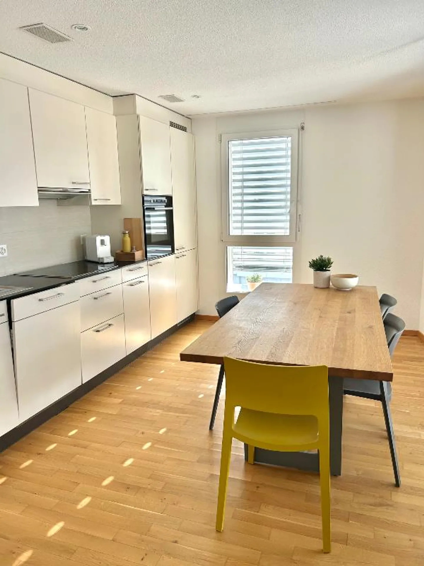 2.5 Room Apartment - Photo 1 of 5