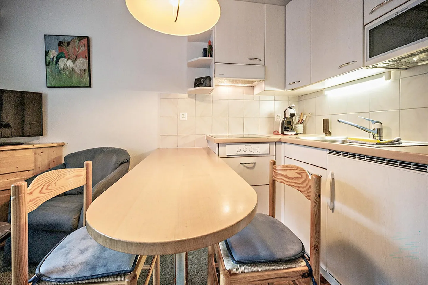 Charmante Wohnung mit Schwimmbad - Foto 5 von 5