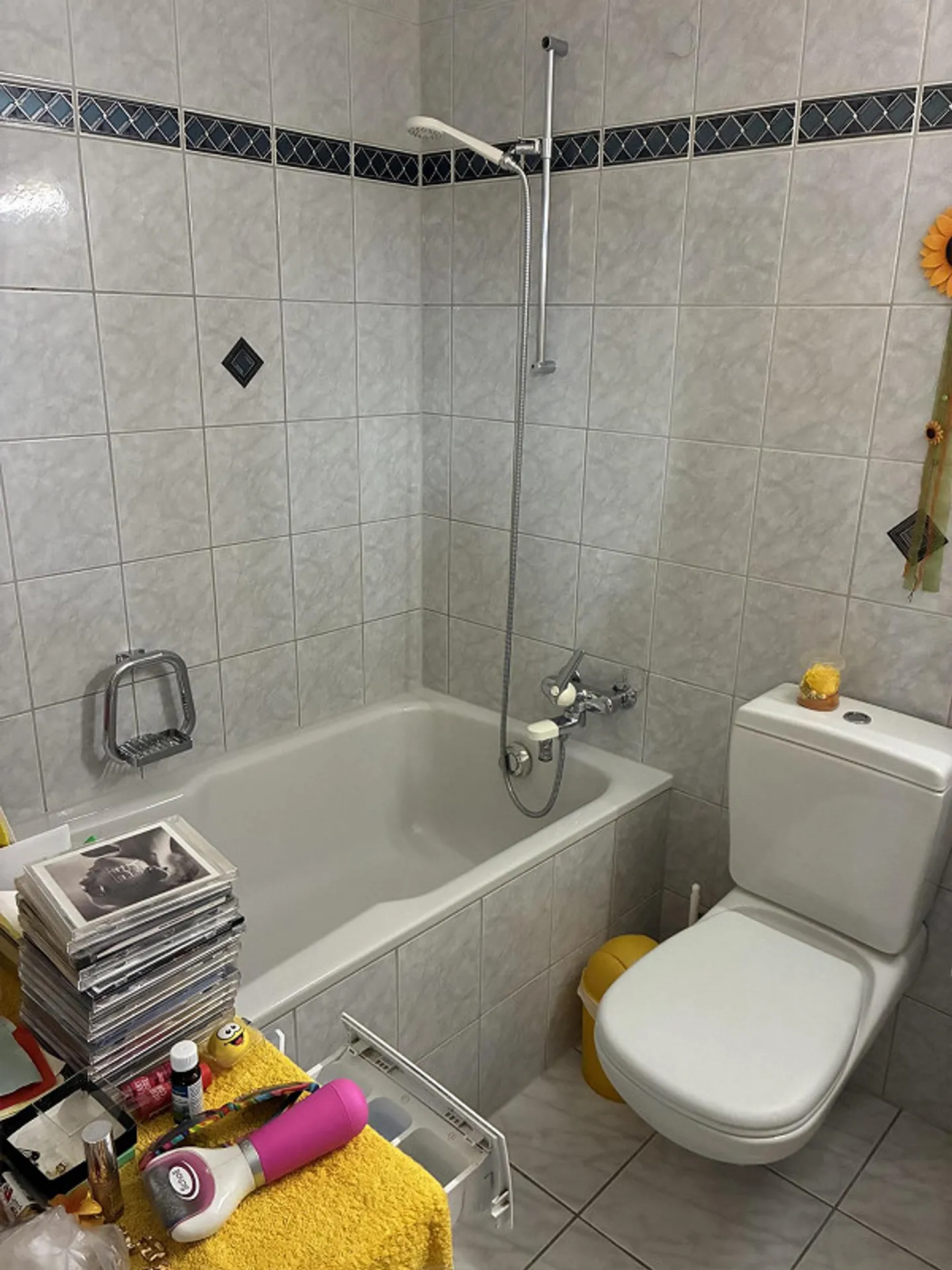 Ampio appartamento 1-camera, luminoso, vicino al Reno e a Claraplatz - Foto 7 di 8