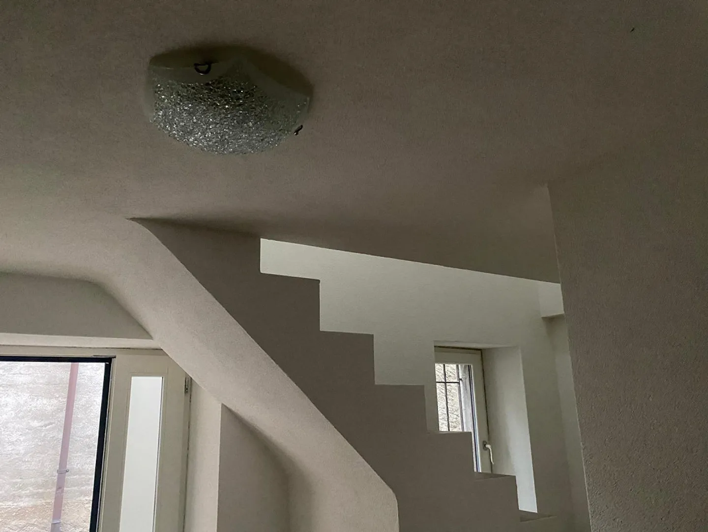 Carona – Charming house in the historic center renovated with garage, ideal also as an investment - Photo 12 of 15