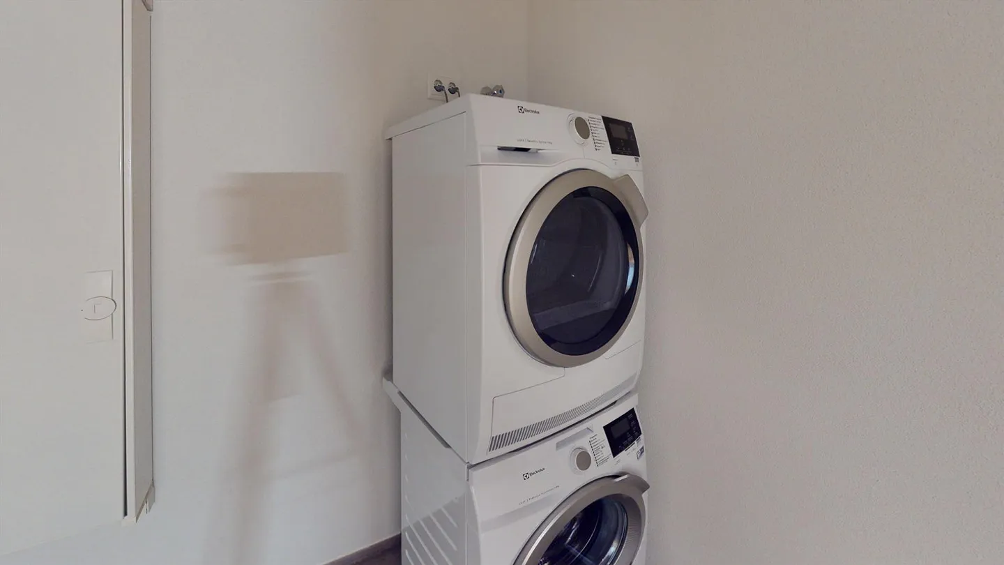 Appartamento 2.5 stanze - Spazioso, moderno, perfetto per single o coppie - Foto 3 di 6