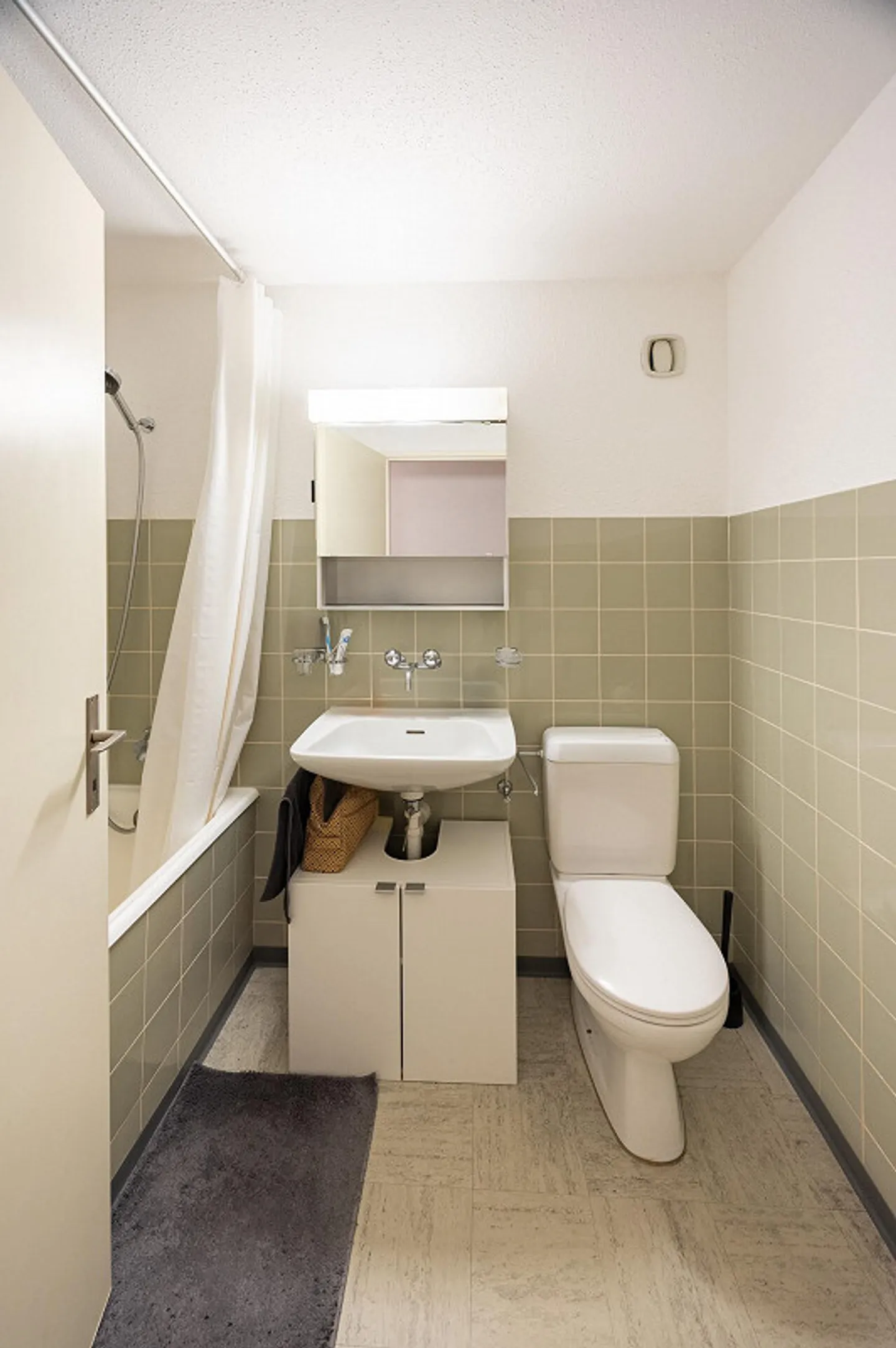 Attractive 1.5 Room Apartment - Photo 8 of 9