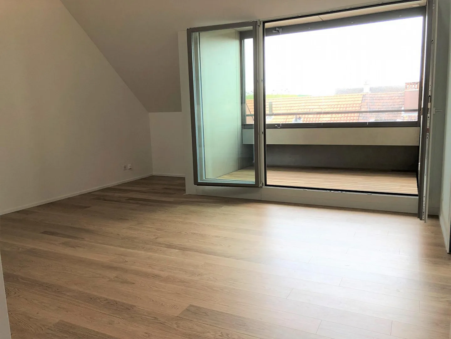 Wunderschöne 3,5 Zimmer + Galerie - Foto 3 von 11