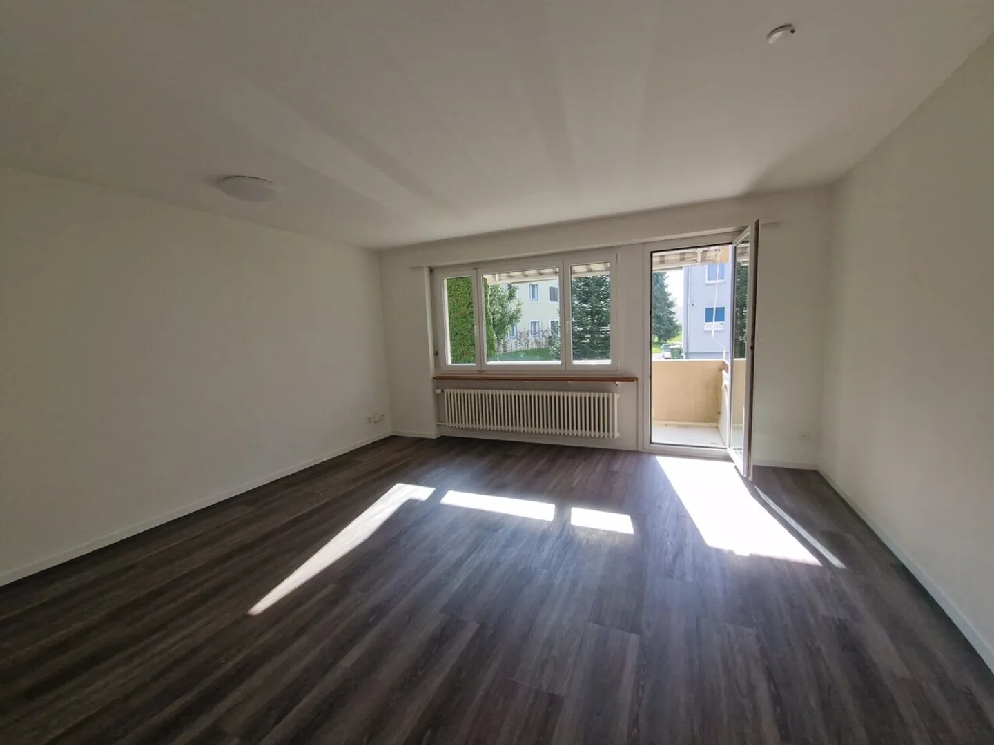 Appartamento 4.5 stanze accogliente - Foto 3 di 13