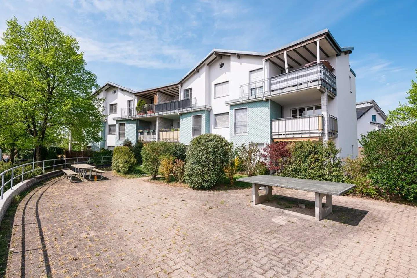Appartement charmant au cœur de Wolfhausen - Photo 1 sur 8