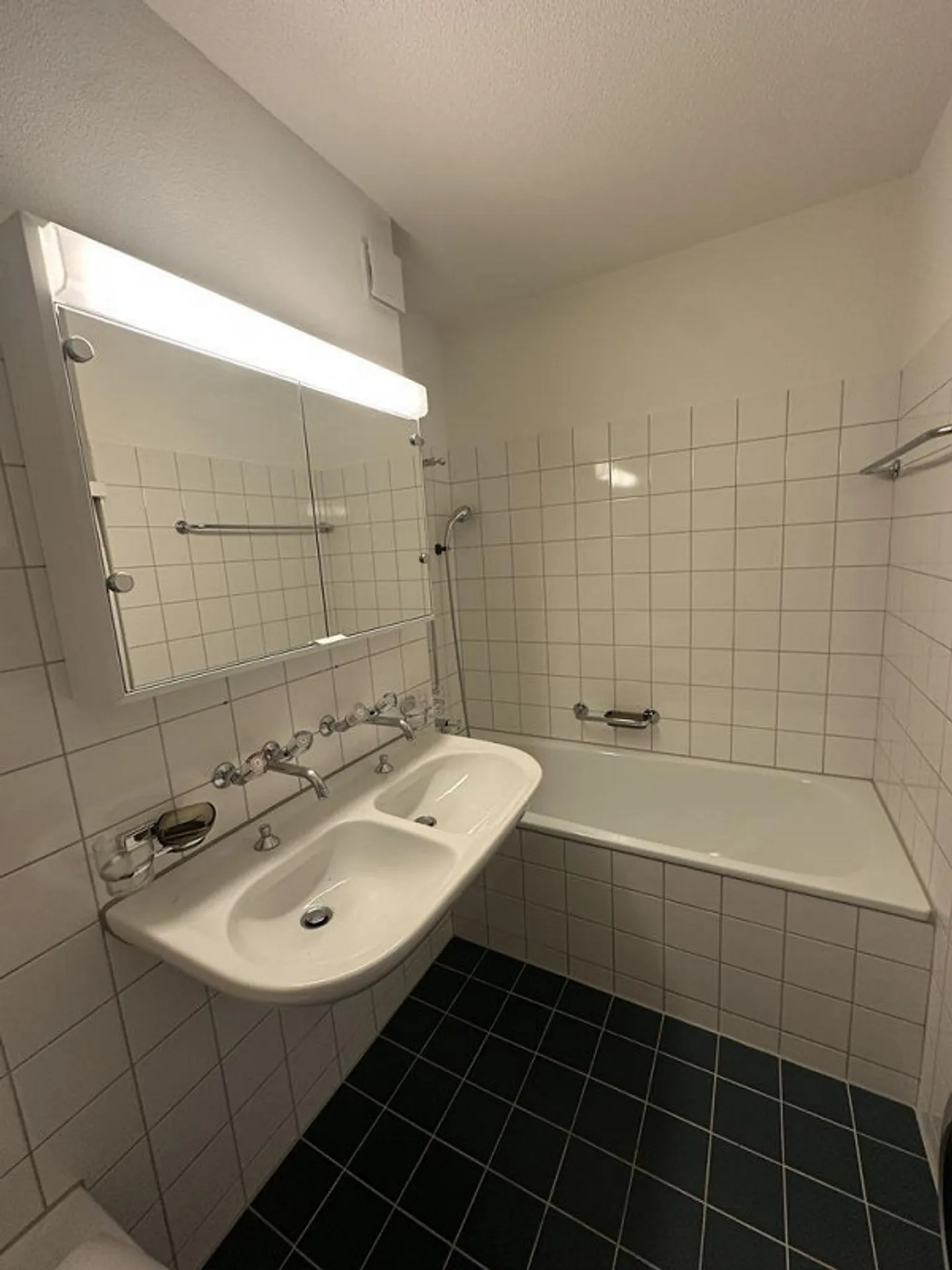 Appartement charmant au cœur de Wolfhausen - Photo 8 sur 8