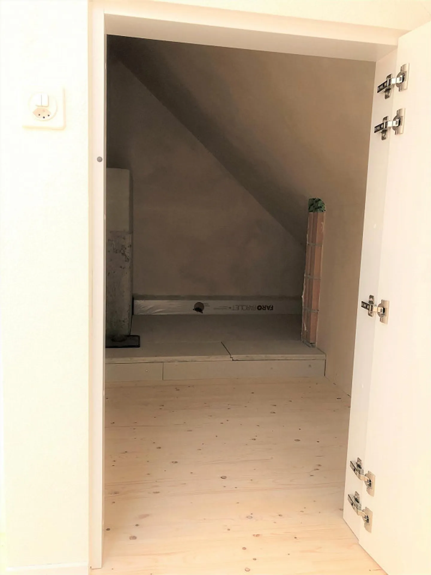 Wunderschöne 3,5 Zimmer + Galerie - Foto 9 von 11