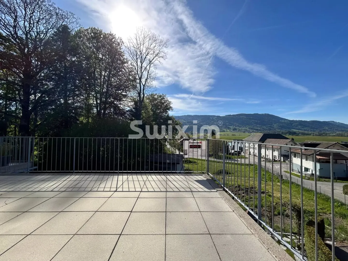Superbe attique avec vue montagne - Photo 6 sur 6