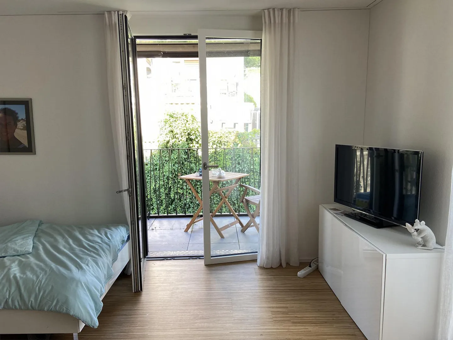 Helle 1.5-Zimmer-Wohnung - Foto 2 von 6