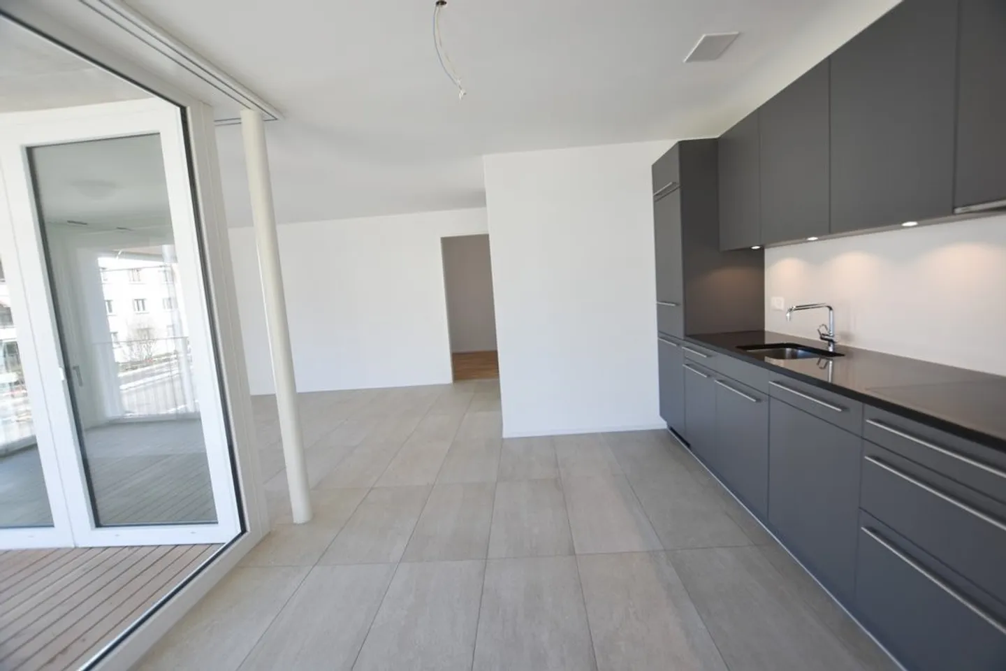 Appartement 3.5 pièces au Jardin du Paradis - Photo 4 sur 12