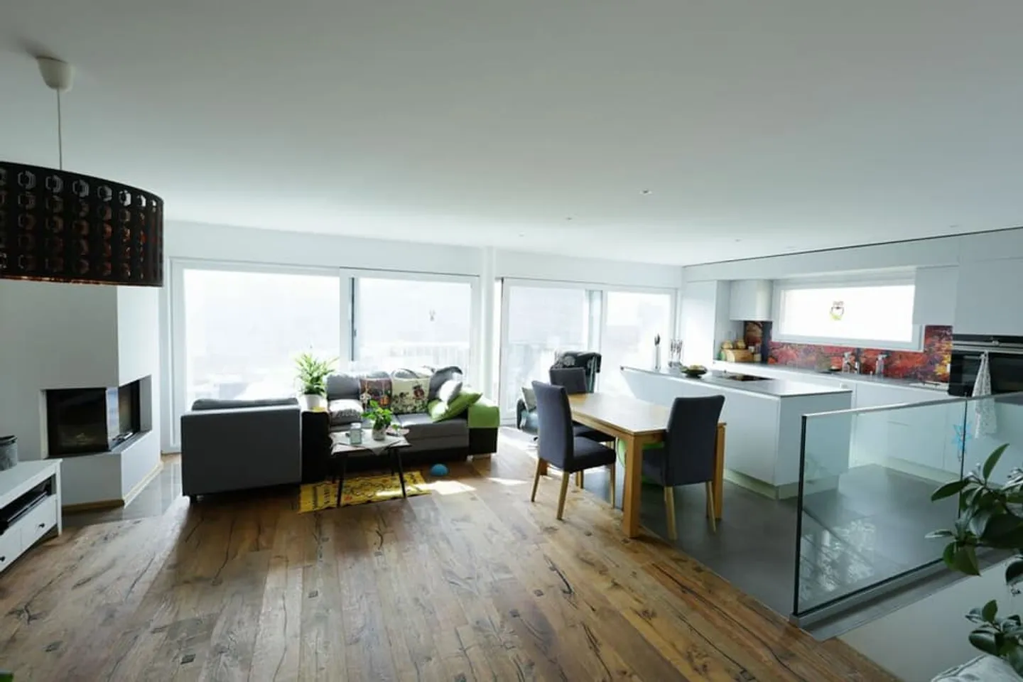 Dachgeschoss-Duplex mit 3,5 Zimmern und Dachterrasse - Foto 1 von 13