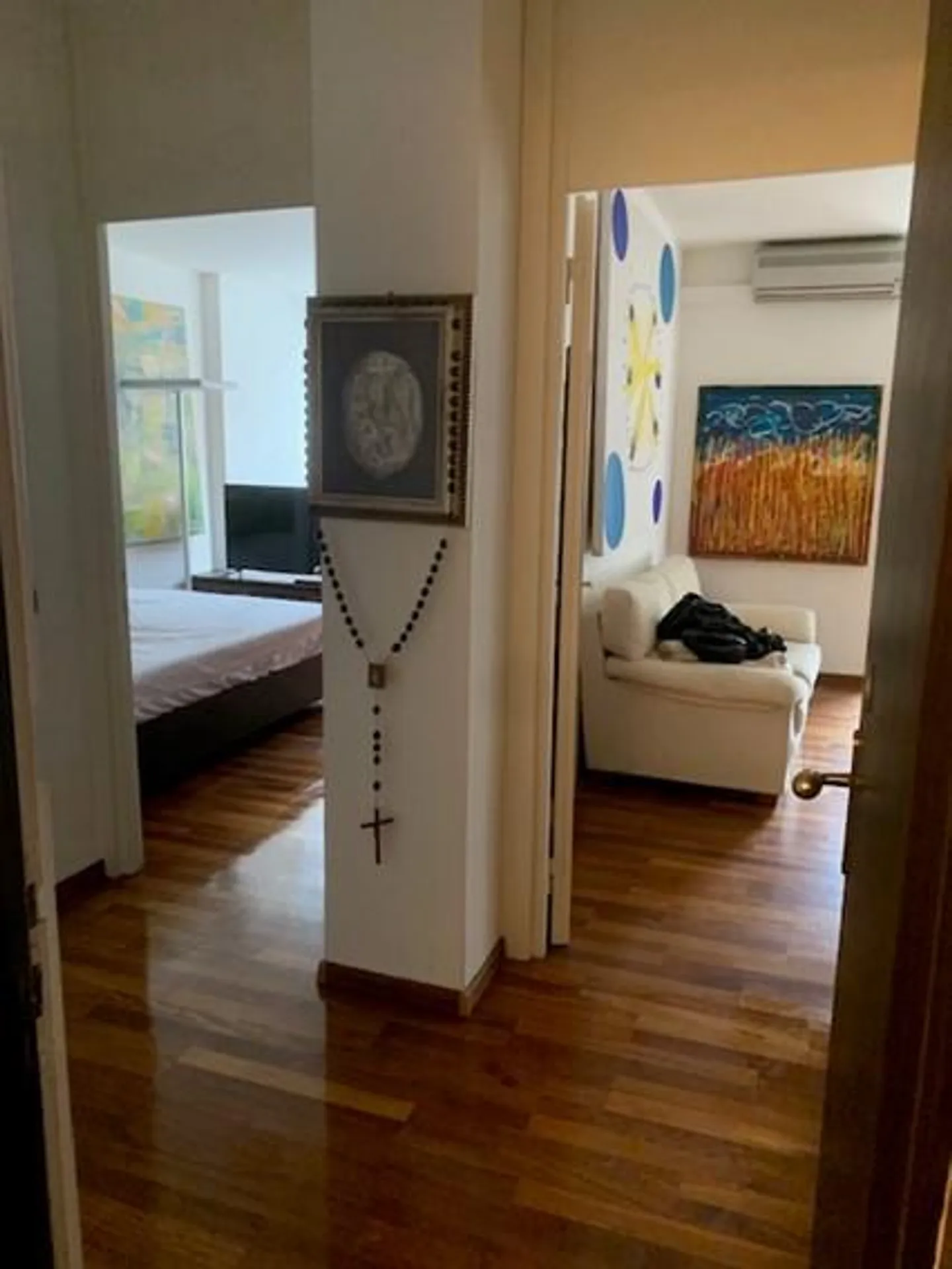 Looking for a tenant for a fully furnished 2.5 room apartment - Photo 1 of 6