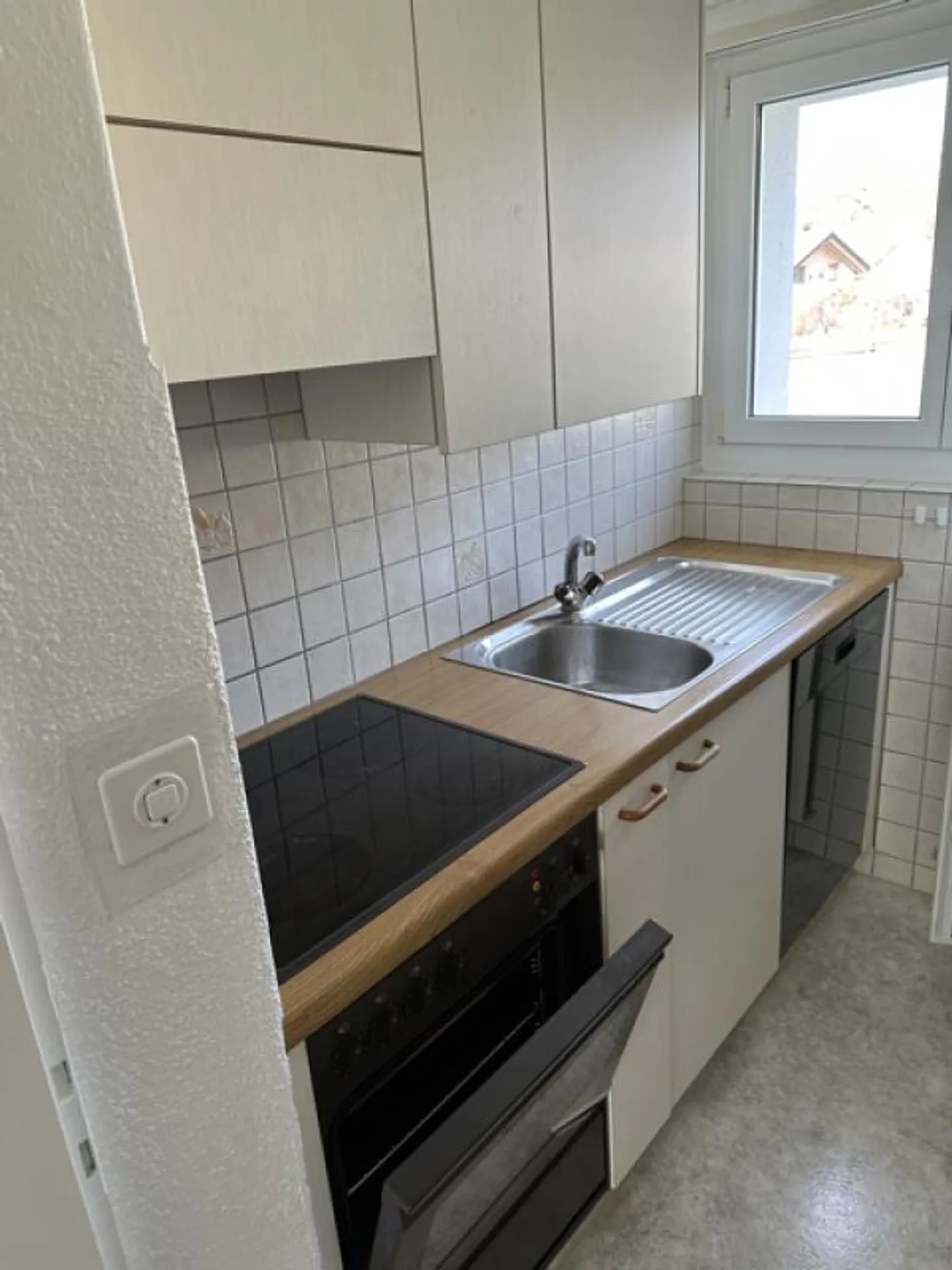 3.5-room apartment on the ground floor - which leaves nothing to be desired. - Photo 2 of 10