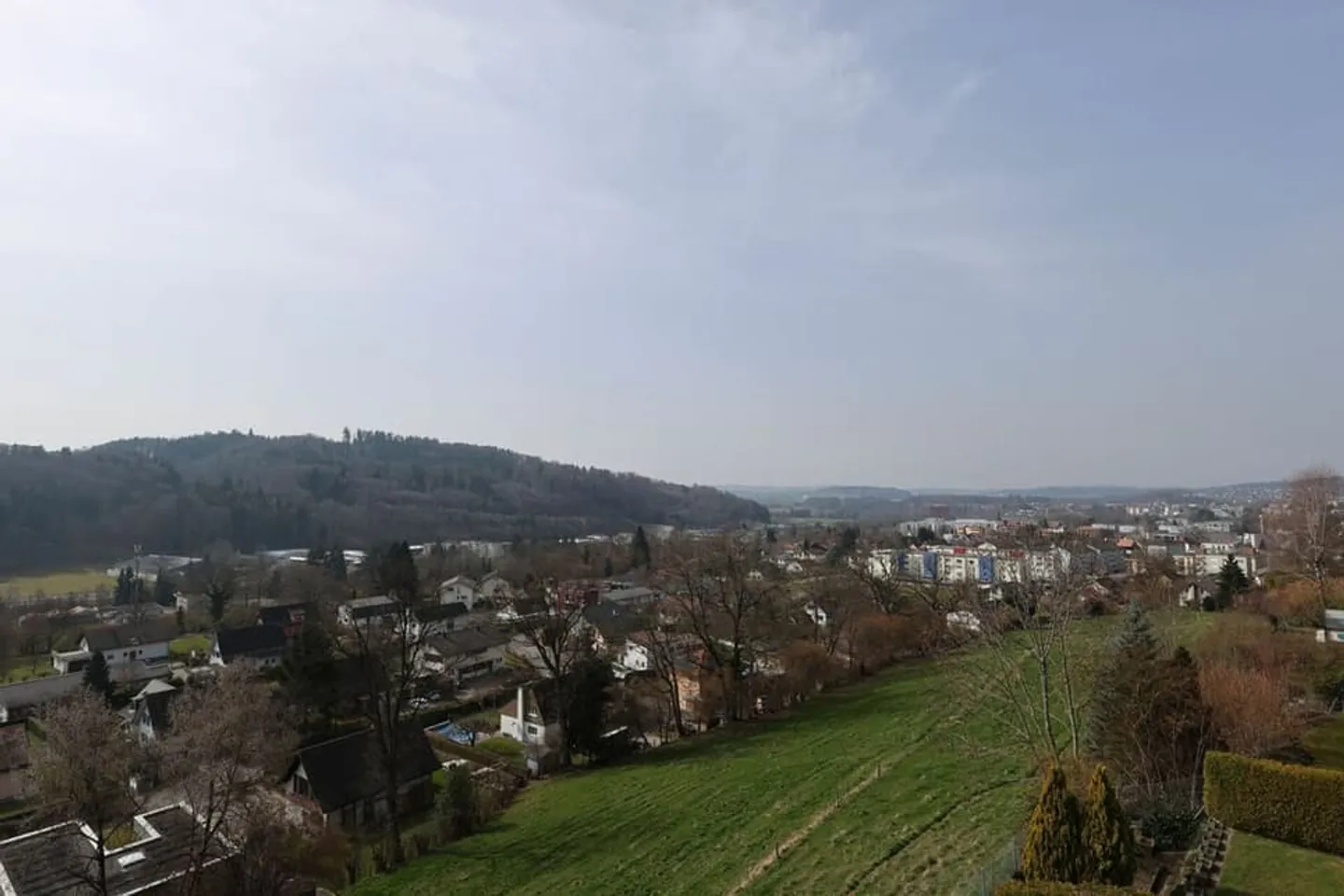 Dachgeschoss-Duplex mit 3,5 Zimmern und Dachterrasse - Foto 4 von 13