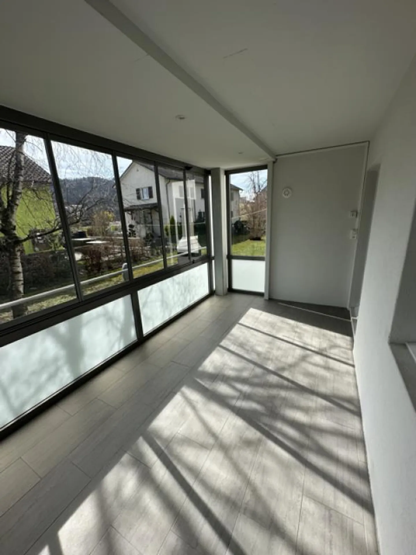 3.5-room apartment on the ground floor - which leaves nothing to be desired. - Photo 4 of 10