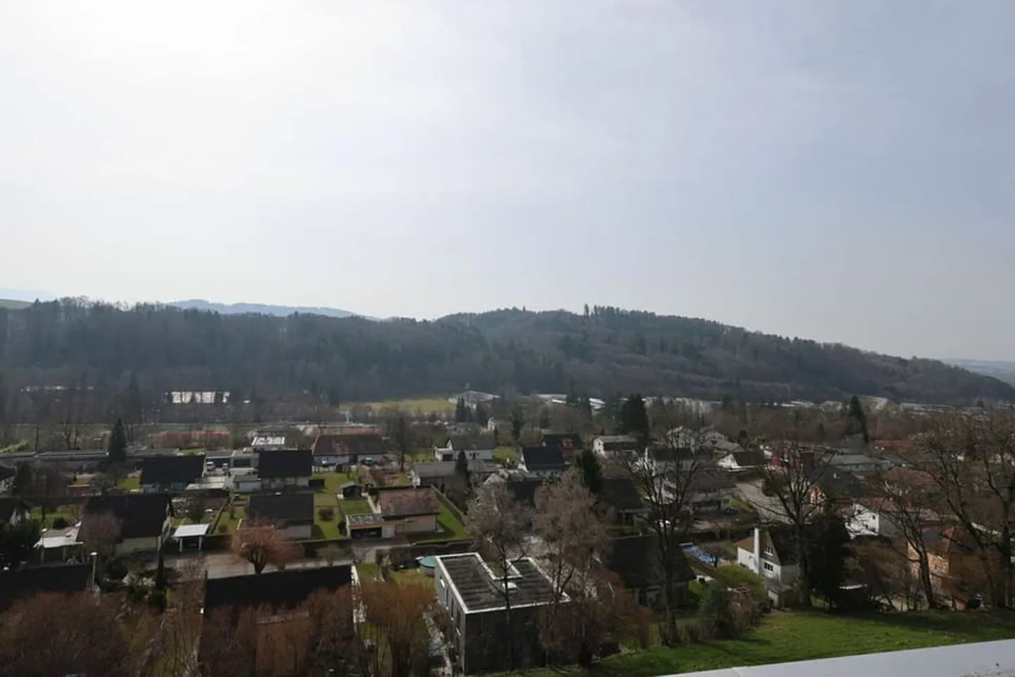 Dachgeschoss-Duplex mit 3,5 Zimmern und Dachterrasse - Foto 6 von 13